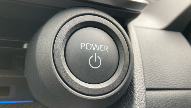 Toyota Prius 2.0 PHEV Design 5dr CVT Hatchback